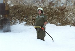 2002 Übung im Steinbruch
