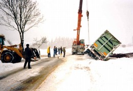 1996 Verkehrsunfall mit einem LKW
