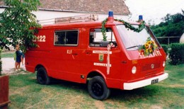 1999 Übergabe des alten KLF an die Feuerwehr in Villany