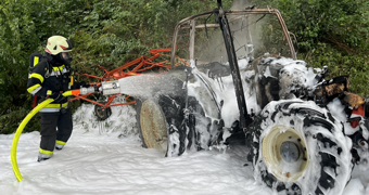Traktorbrand in Schwarzenbach